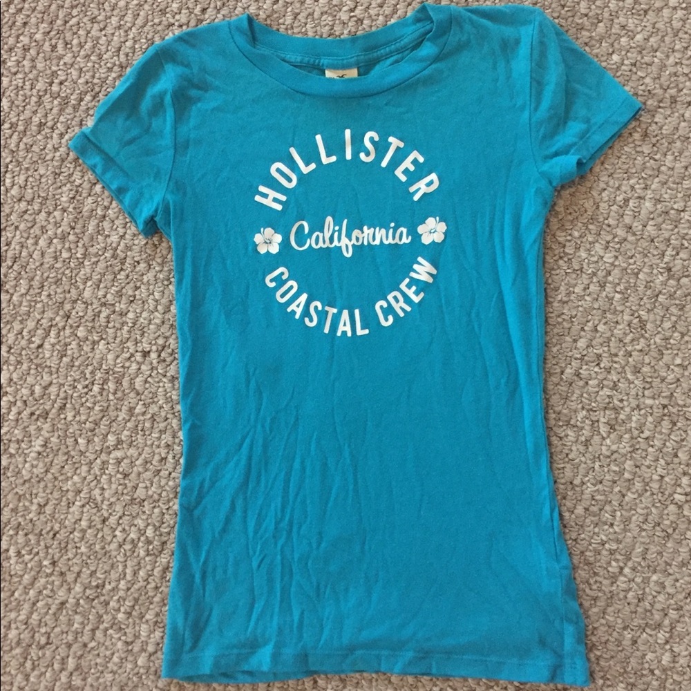 Hollister Graphic Tee